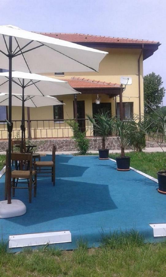 Hotel Pensiunea Casa Vanatorului Oteleni Esterno foto
